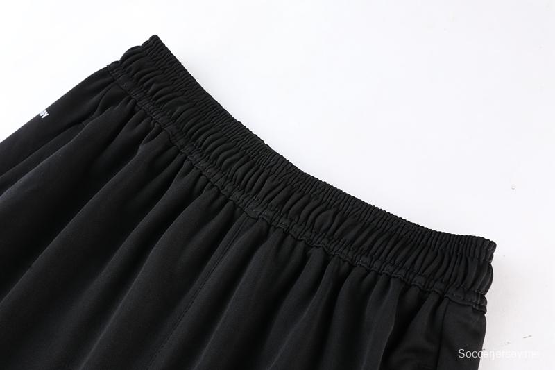 22.23 أديداس أديداس بدلة رياضية سوداء بنصف سحاب
