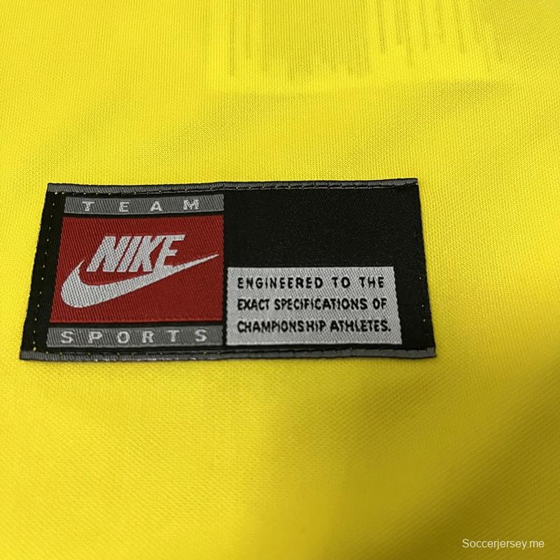 قميص منتخب البرازيل لكرة القدم الأساسي للبرازيل 1997 ريترو 1997
