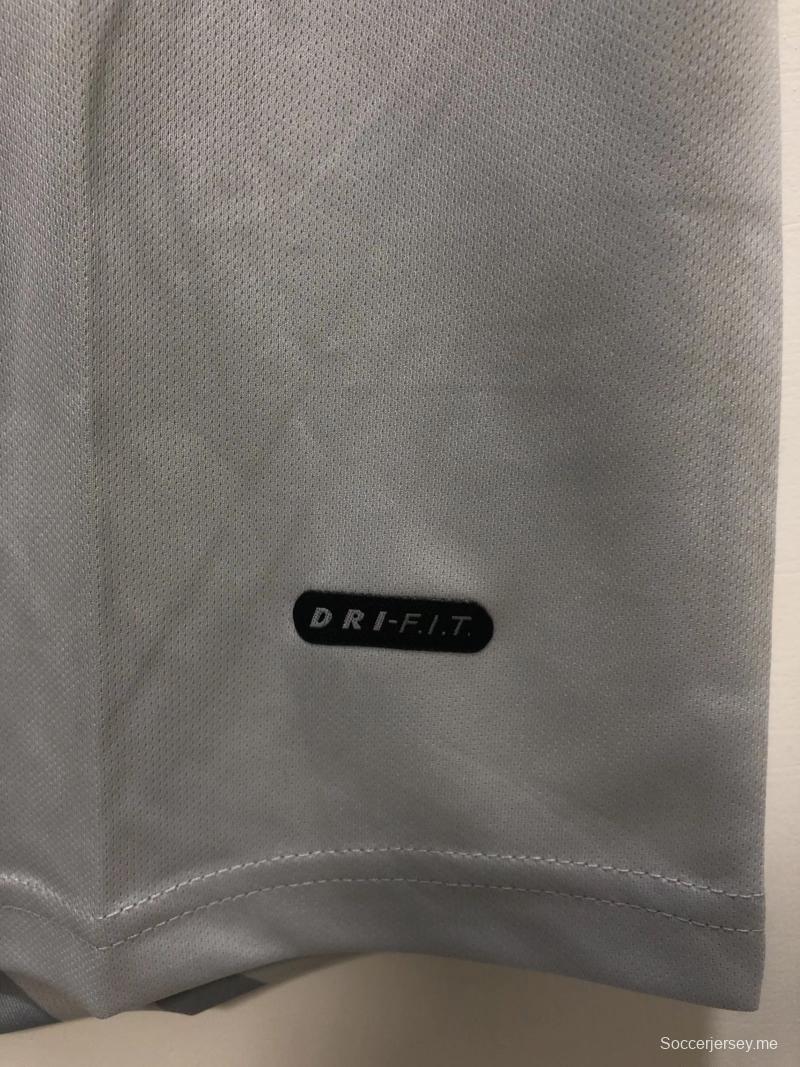 قميص كرة قدم ريترو 01/02 باريس سان جيرمان خارج الديار
