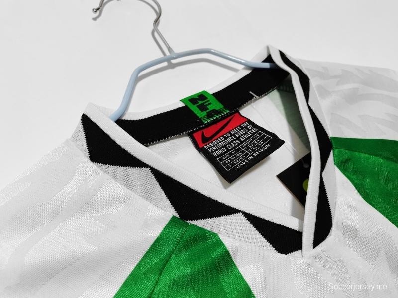 قميص المنتخب النيجيري لكرة القدم الأساسي 1996 ريترو 1996
