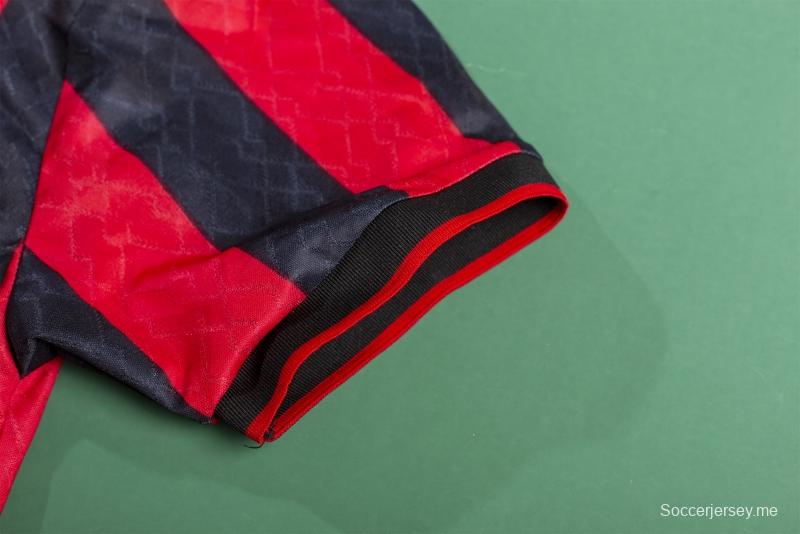 قميص ريترو 94/96 لميلان الإيطالي لكرة القدم الأساسي
