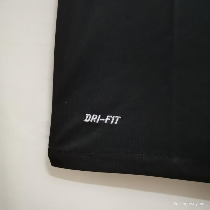 قميص كرة قدم برتغالي ريترو 2015 ذهاباً وإياباً أسود اللون
