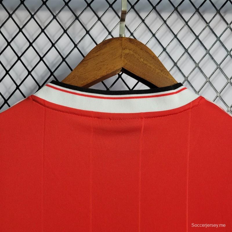 قميص فريق مانشستر يونايتد القديم 83/84 ريترو 83/84
