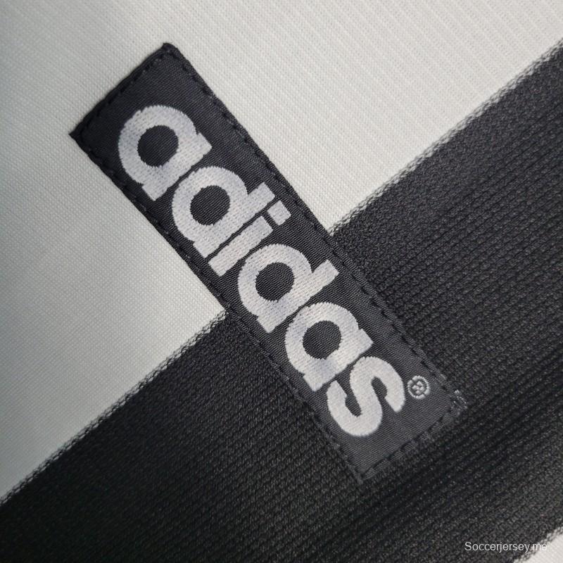 قميص ريترو 1995-1997 بأكمام طويلة من نيوكاسل
