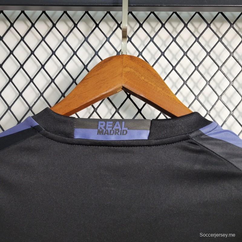 قميص ريترو 16-17 ريال مدريد الثالث بأكمام طويلة

