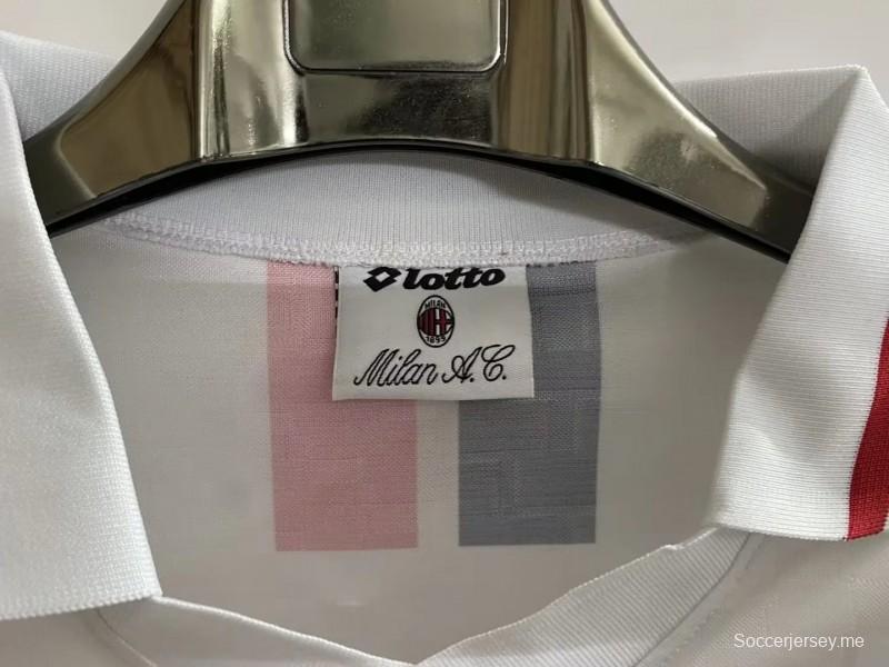 قميص أبيض عتيق 95/97 لميلان ميلانو خارجي عتيق 95/97
