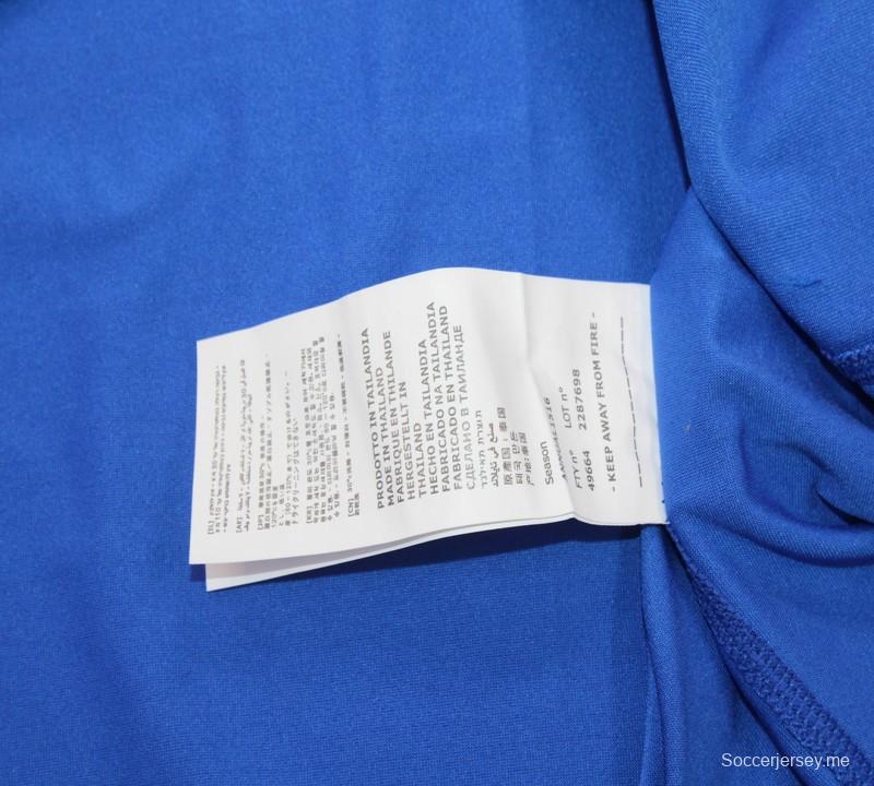 قميص ريترو 2000 الإيطالي بأكمام طويلة الأكمام
