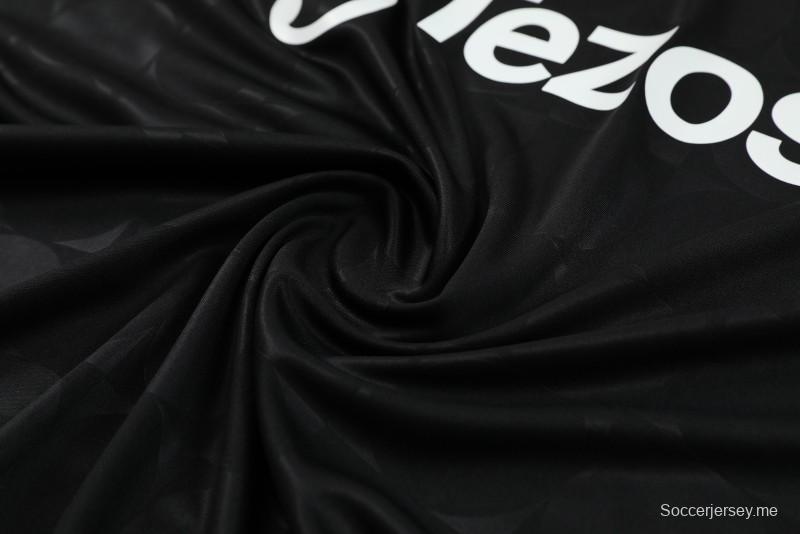 24/25 مانشستر يونايتد سترة سوداء جيريزي + شورت أسود 24/25 مانشستر يونايتد
