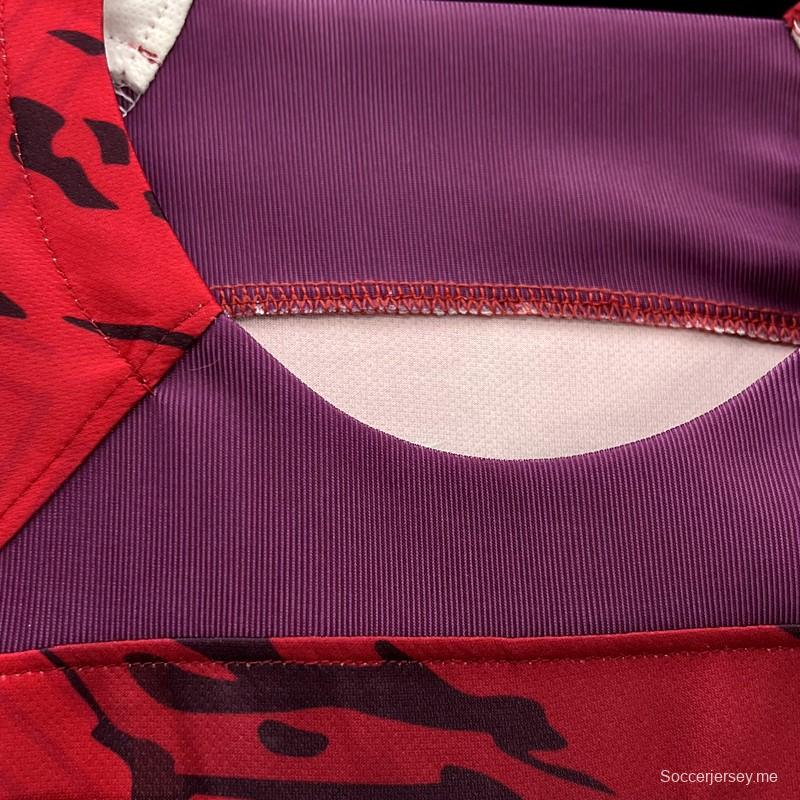 24/25 قميص باريس سان جيرمان الأحمر المميز
