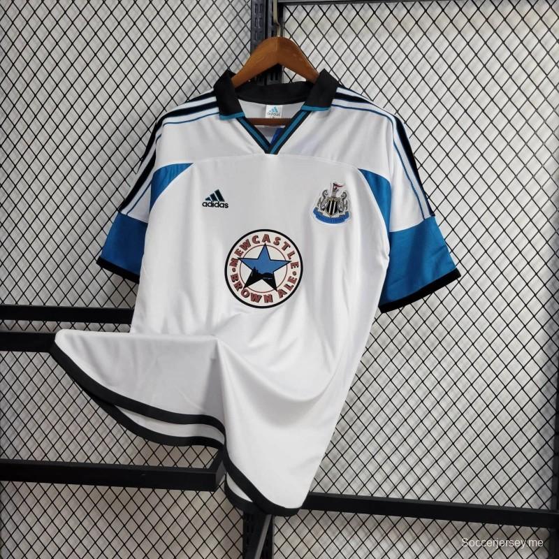 ريترو 99/00 نيوكاسل يونايتد ذهاباً وإياباً جيرسيه أبيض
