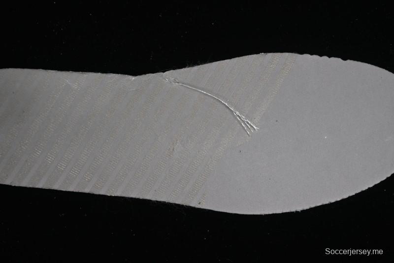 Supreme x Nike SB Dunk Low Anniversary Edition - XH0923-339