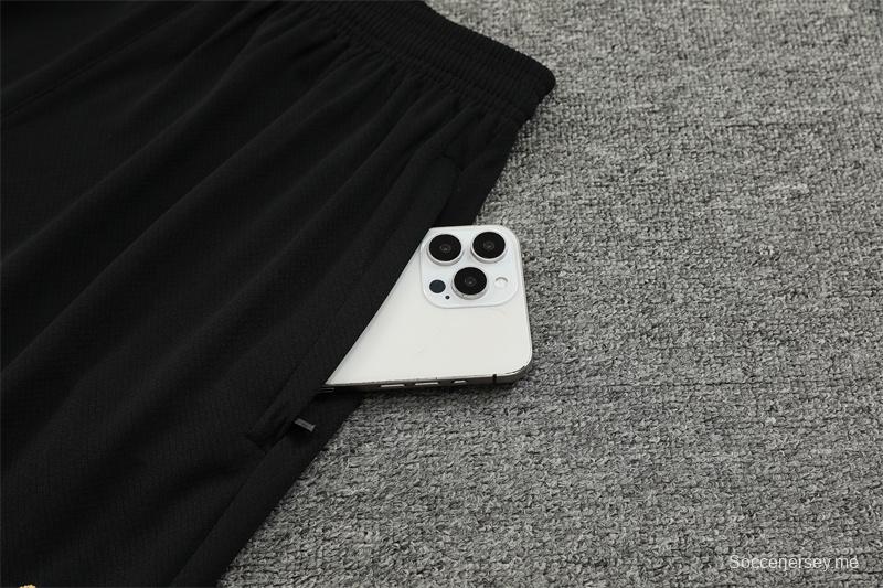 24/25 ميلان ميلان قميص بأكمام قصيرة أسود + شورت قصير الأكمام
