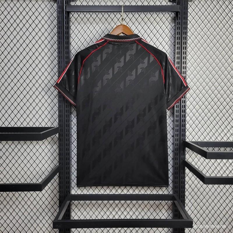 24/25 ريترو مانشستر يونايتد