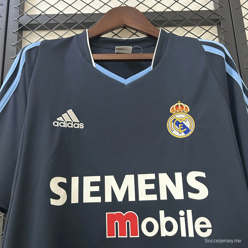 03/04 قميص ريترو ريال مدريد ريترو خارج الديار 03/04