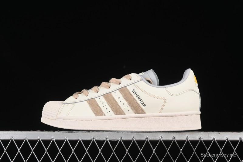 Adidas Superstar IF1779 Casual Sneakers with Shell Toe Design - IF1779