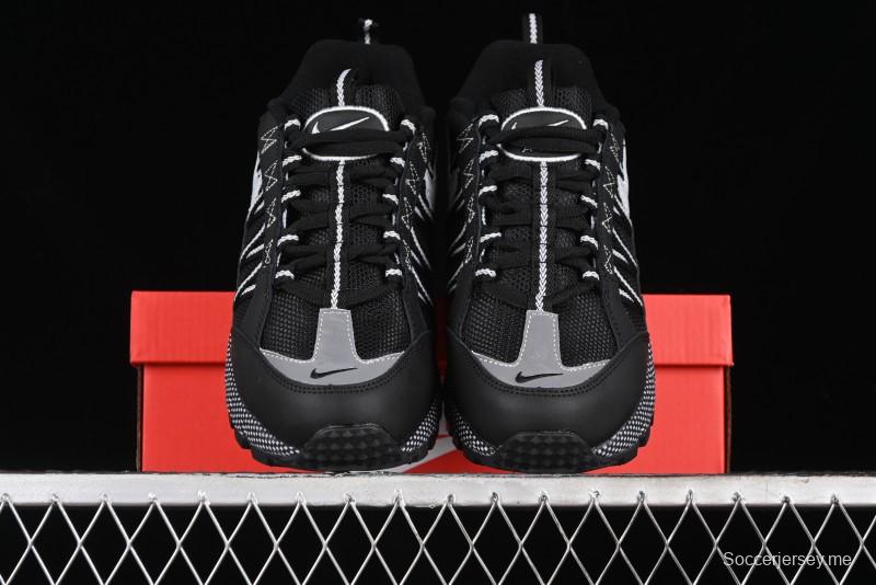 Nike Air Humara Retro Trail Running Shoes with 1990s Style - FJ7098-002