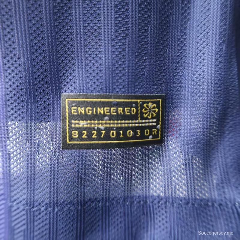 إصدار اللاعب 25/26 قميص برشلونة مخطط باللونين الأزرق والأحمر مع قميص راعي سبوتيفاي