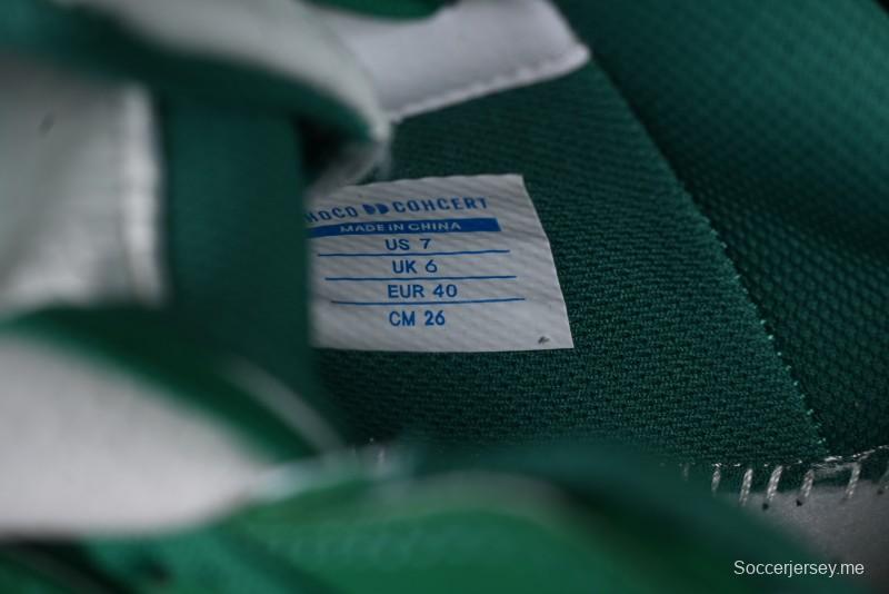 Choco Concert Leather Round Square Asymmetric Fashion Sneakers White Green - AJE5