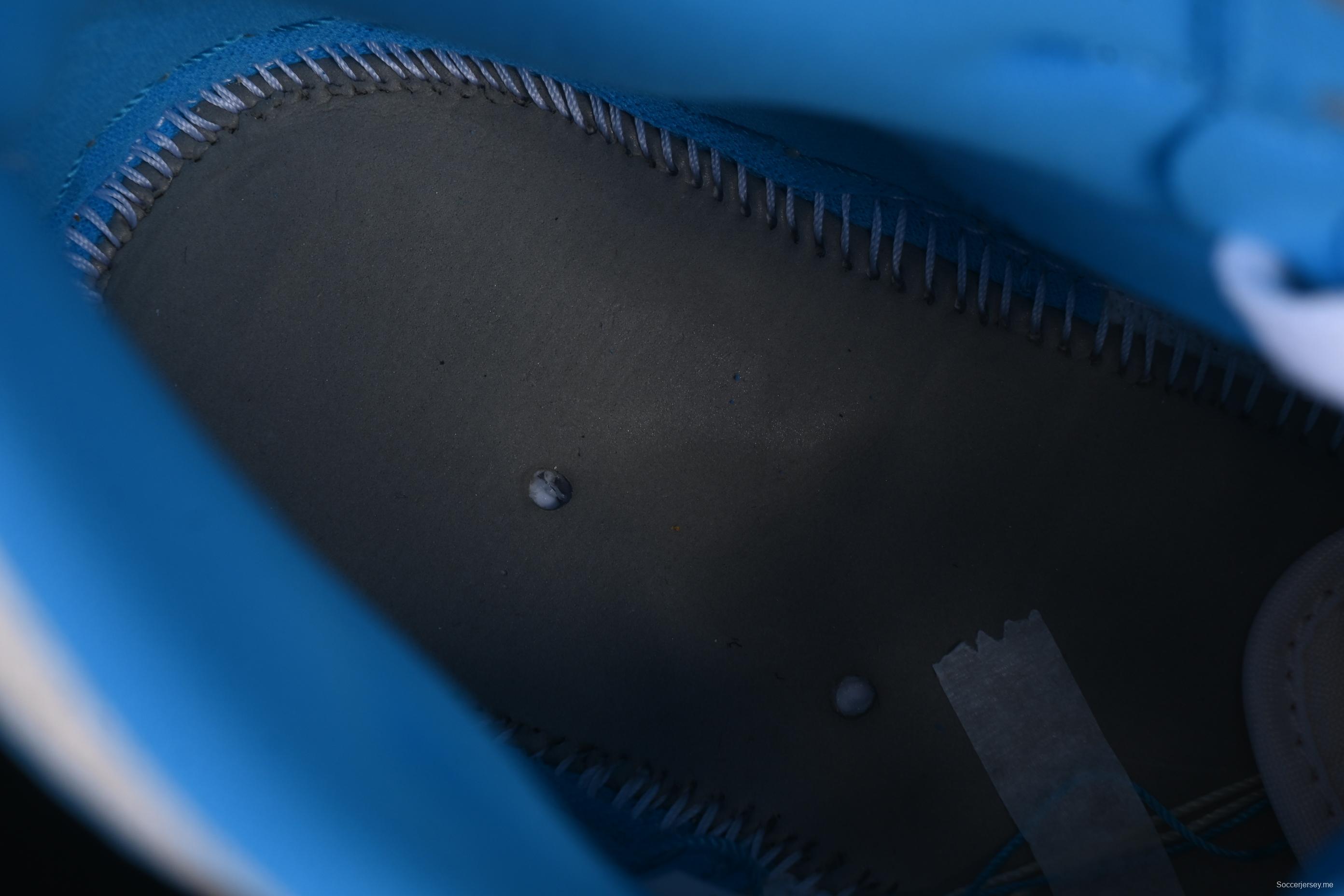 Nike Air Jordan 1 High OG "UNC Reimagined" Retro Basketball Shoes with Cracked Leather and Vintage Midsole - DZ5485-402