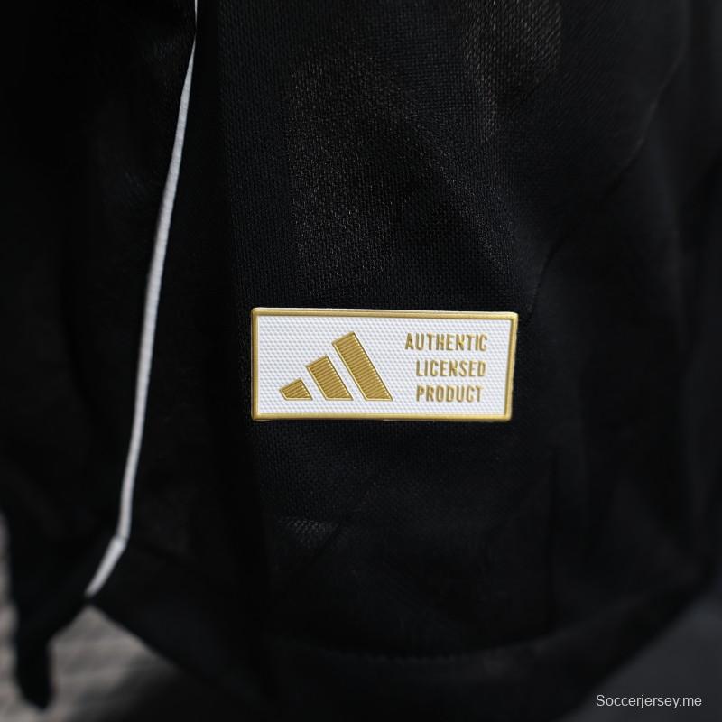 إصدار اللاعب 25/26 قميص مانشستر يونايتد الأسود الخاص 25/26 قميص مانشستر يونايتد الأسود الخاص