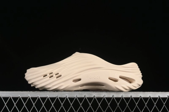 صندل كروكس إيفا ويف كلوغ الشاطئ الكاجوال - B.D4