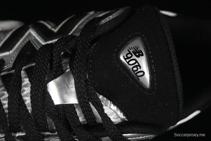 حذاء جري كاجوال 9060 ريترو كاجوال من نيو بالانس بتقنية توسيد أبزورب - U9060SP