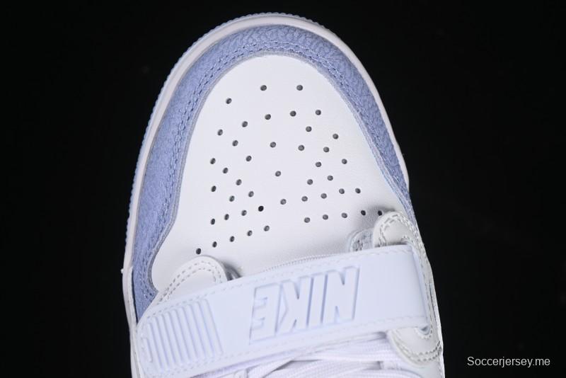 حذاء رياضي منخفض من نايك اير جوردان ليجاسي 312 بتصميم ثلاثي الأشرطة - FQ7827-104