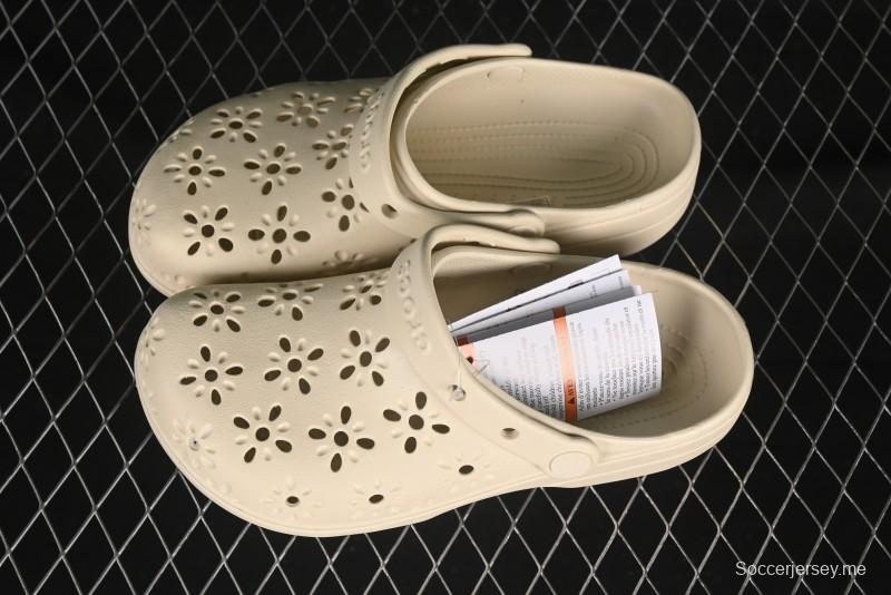 صندل كروكس كلاسيك كلوغ الشاطئي ثنائي الاتجاه ذو فتحات تهوية - B.D4