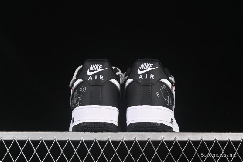 حذاء نايك اير فورس 1'07 المنخفض الكاجوال من نايك مع وسادة هوائية كاملة الطول - ZH0316-071