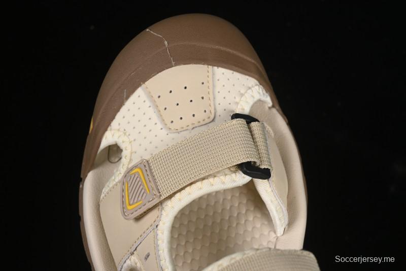 صندل صيفي بحزام كمفورت سبيد كومفورت من إيكو بتصميم مضاد للانزلاق - 63602601002