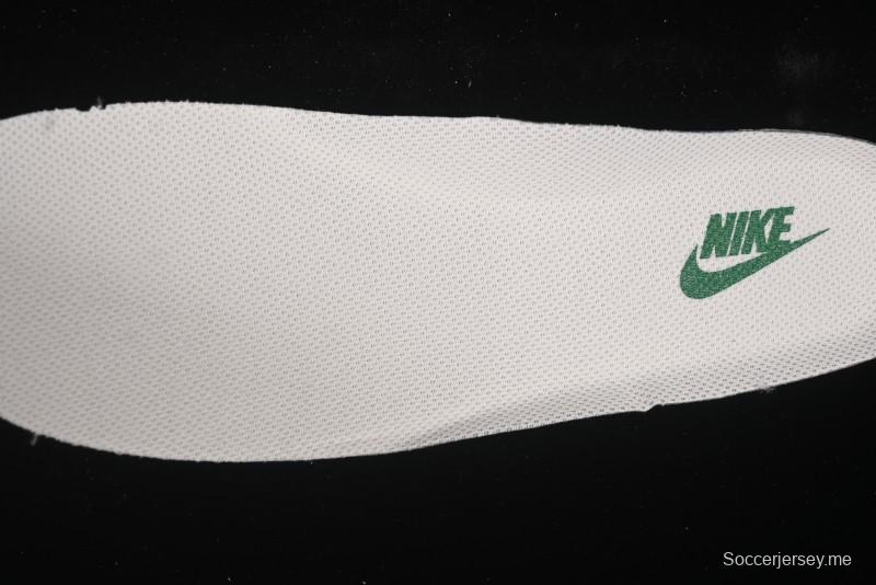 حذاء نايك اير فورس 1 '07 منخفض من نايك اير فورس 1 '07 ستوسي كولابوريشن أخضر سووش بنعل كاجوال - XX3168-138