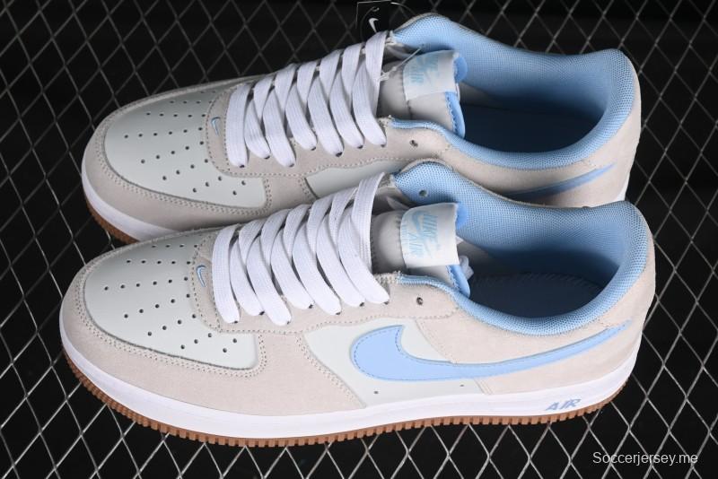 حذاء رياضي نايك اير فورس 1 '07 منخفض كاجوال مع وسادة هوائية كاملة الطول - IB6388-002