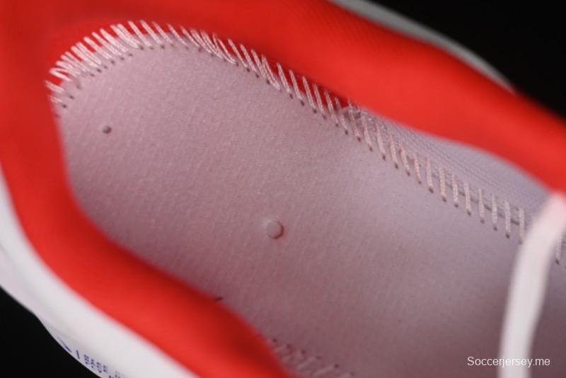 حذاء الجري زوم فلاي 6 من نايك زوم فلاي 6 خفيف الوزن وسريع الاستجابة مع لوحة من ألياف الكربون - HQ3498-100