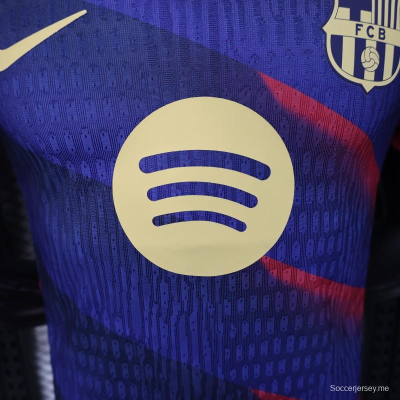 إصدار اللاعبين 25/26 قميص نادي برشلونة أزرق بخطوط حمراء قطرية