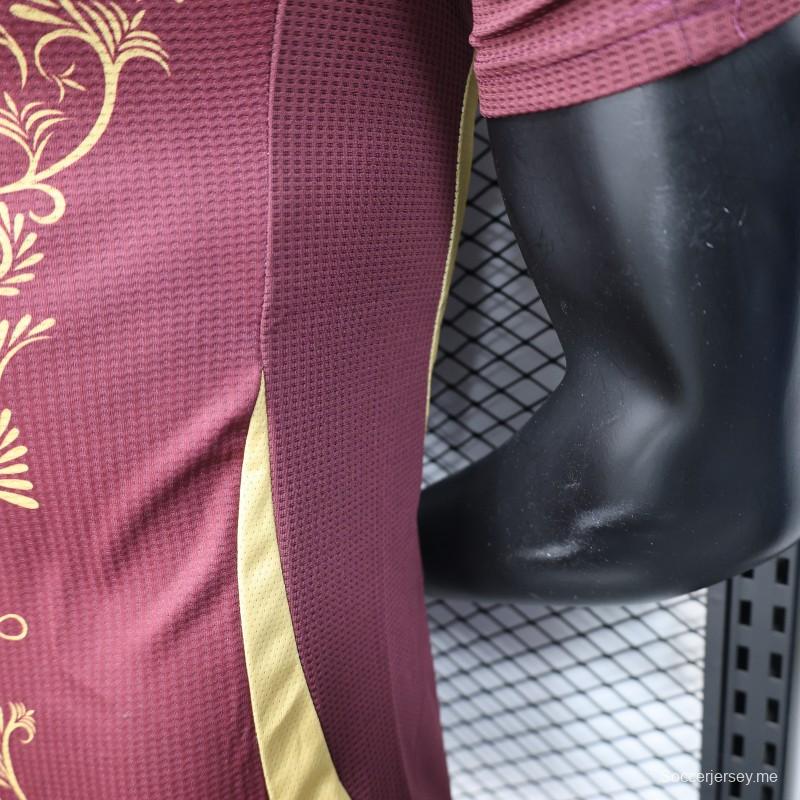 إصدار اللاعب 2025 قميص الجزائر باللون العنابي مع قميص بنقشة زينة ذهبية