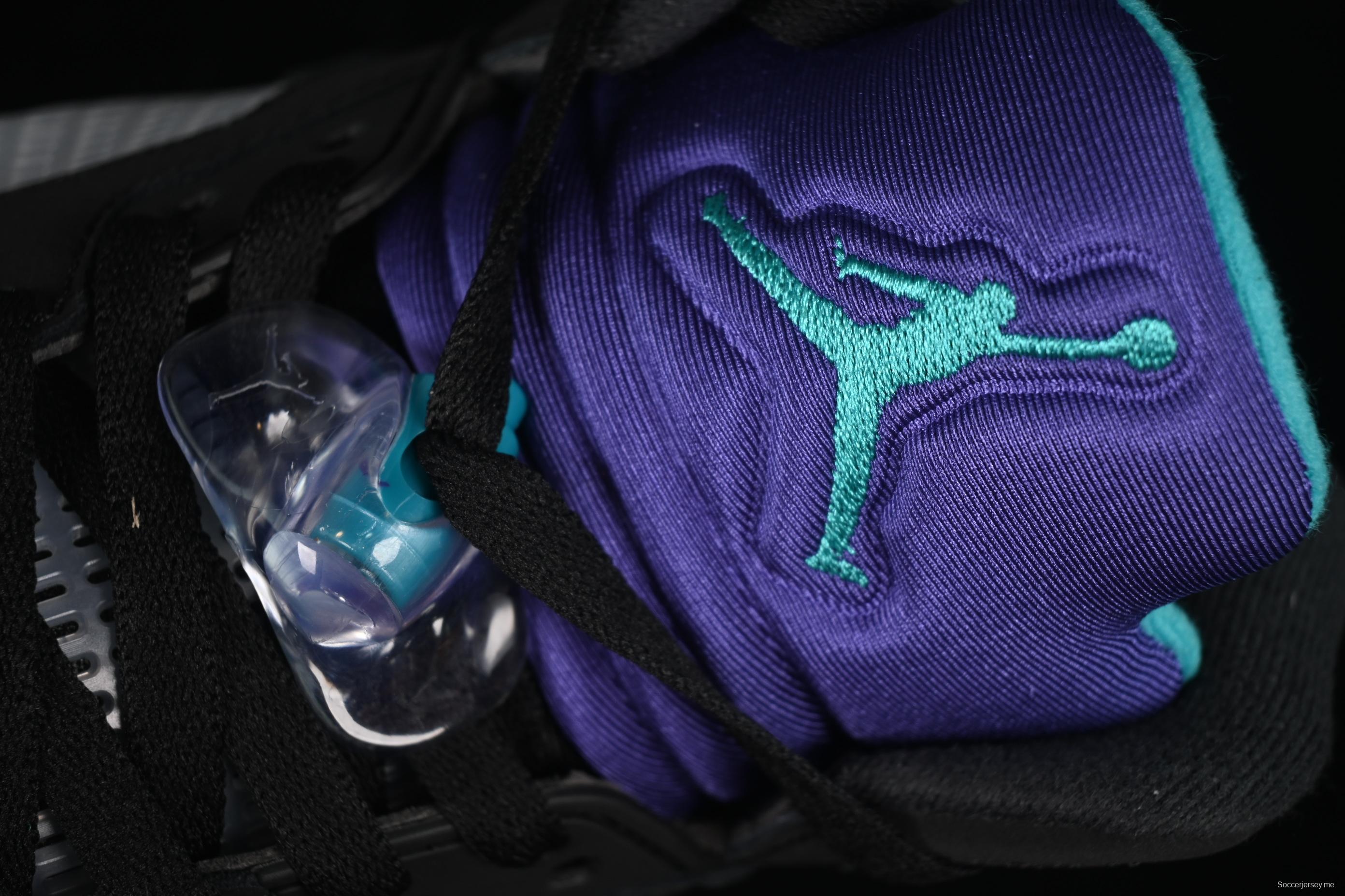 حذاء كرة السلة اير جوردان 5 ريترو من نايك - عنب أسود - 136027-007