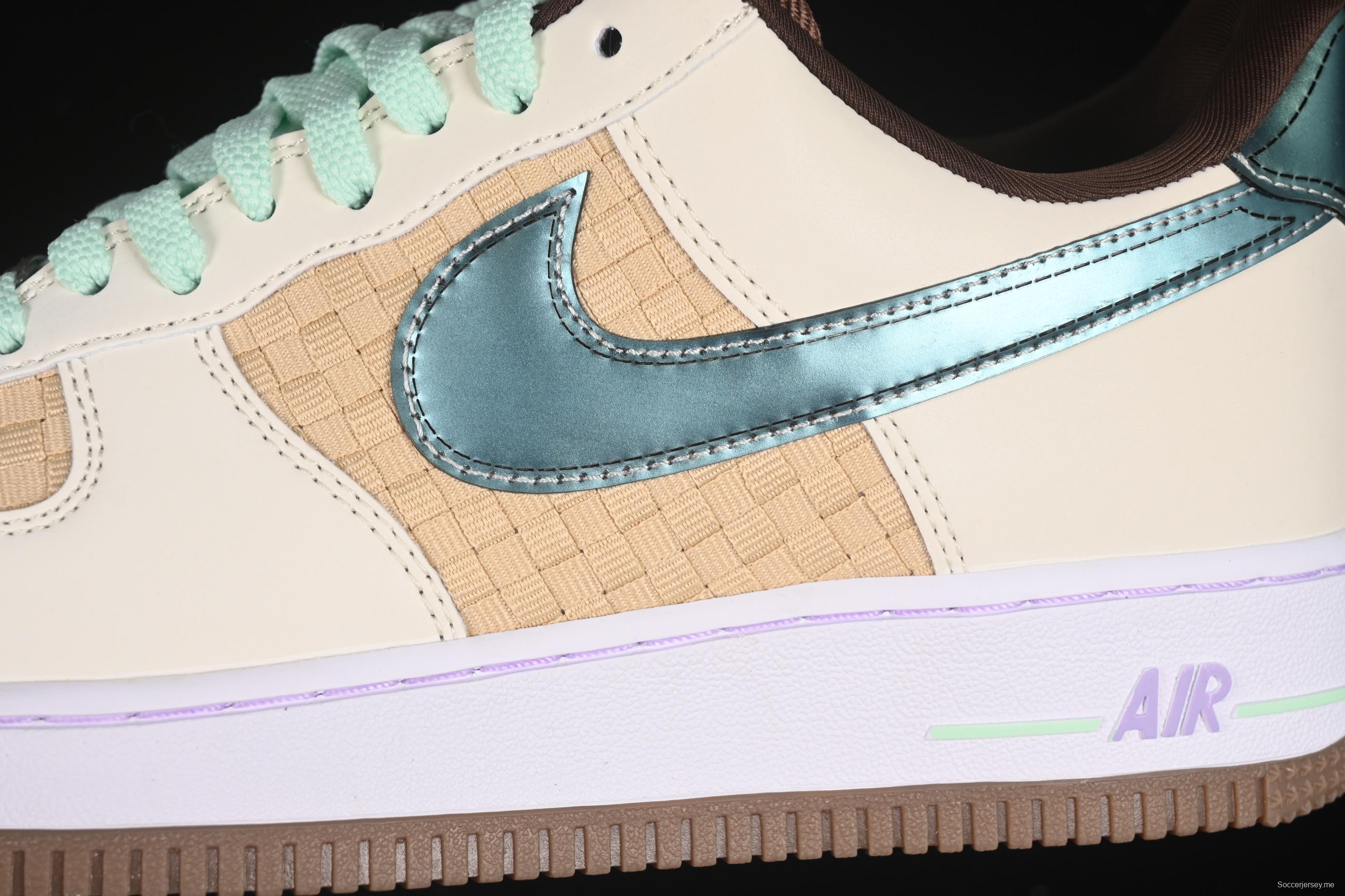 حذاء رياضي نايك اير فورس 1'07 منخفض كاجوال مع وسادة هوائية كاملة الطول - IB5722-100