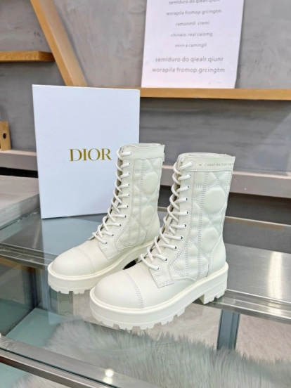 2024 Women Dior white leather boots MJ00430