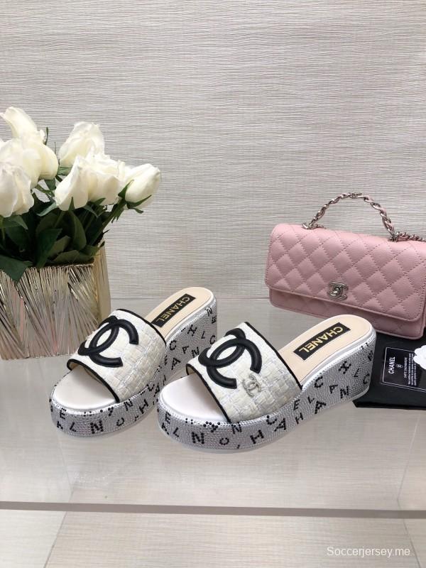 2025 Slippers Chanel White Black Fabric Platform Logo LY00320