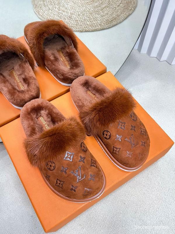 2024 Slippers Louis Vuitton Brown Suede Shearling Slippers MJ00340