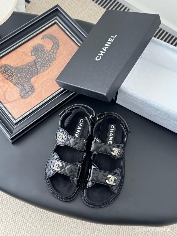 2025 Women Chanel Black Patent Leather Sandals LY00320
