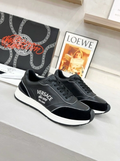 2025 Men VERSACE Black Leather Sneakers LY00320