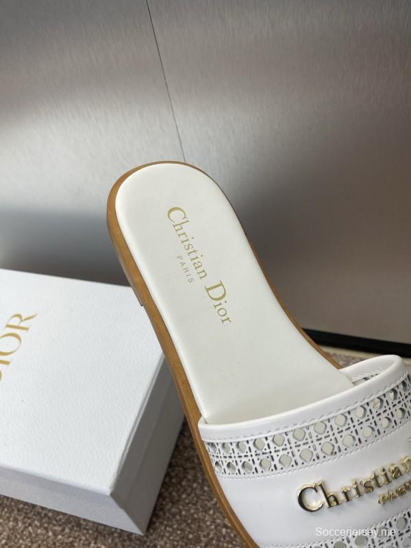 2025 Women Dior White Leather Slippers KFY00300