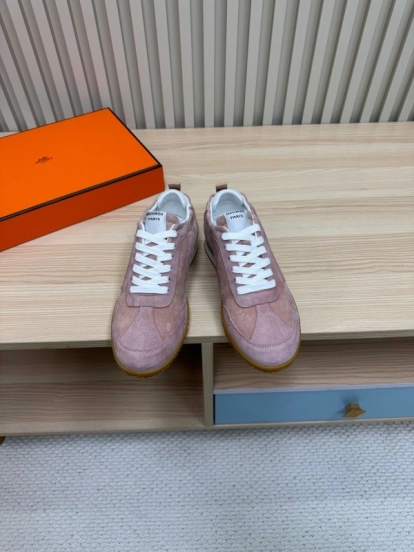 2025 Women Hermès Pink Suede Sneakers KFY00300