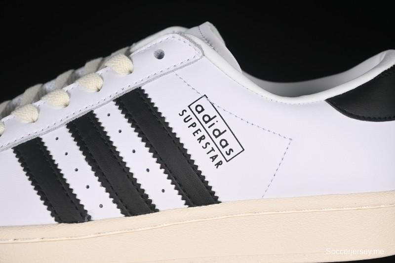 حذاء تزلج كاجوال سوبرستار من أديداس JI3138 Shell Toe حذاء تزلج كاجوال