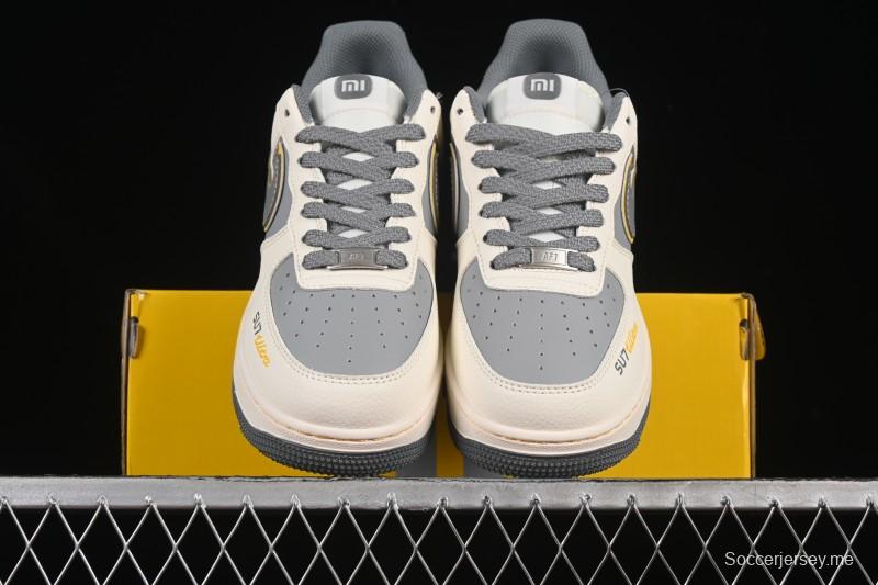 حذاء رياضي نايك اير فورس 1'07 منخفض كاجوال مع وسادة هوائية كاملة الطول - XX3168-201