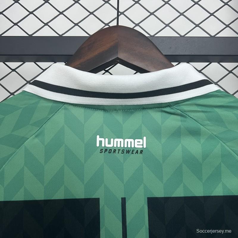 قميص ريال بيتيس 25/26 أخضر بخطوط عمودية سوداء