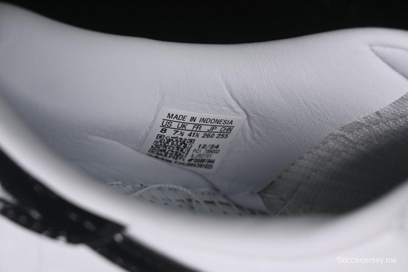 أديداس بابي سوبرستار سنيكرز كاجوال بتصميم صدفي من الأمام - JR2701