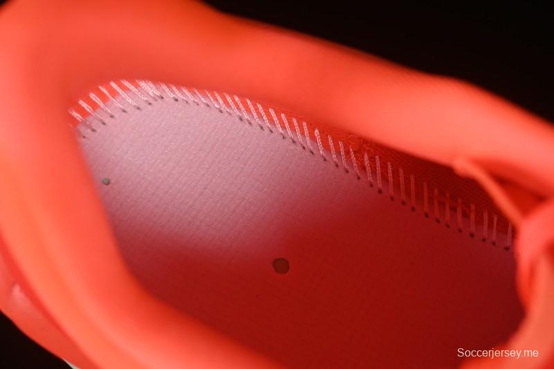 حذاء الجري زوم فلاي 6 من نايك زوم فلاي 6 ألترا-لاي خفيف الوزن - FN8454-601