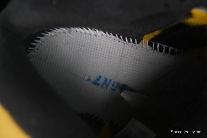 حذاء كرة السلة نايك اير جوردان 5 ريترو طوكيو ليمتد من نايك - IO3372-700